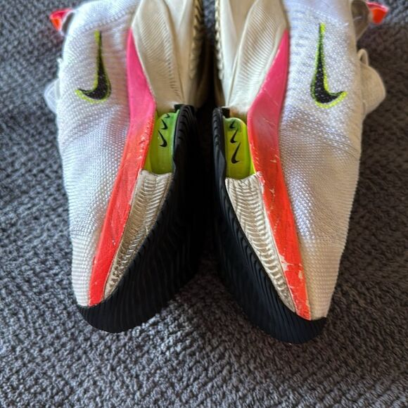 Nike Air Zoom Tempo NEXT% Flyknit Rawdacious Men’s Size 10 DJ5431-100 - Picture 10 of 15
